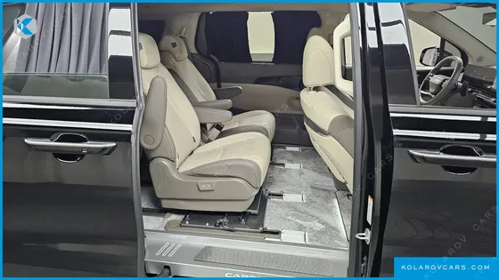 KIA CARNIVAL HEV 9SEATER SIGNATURE