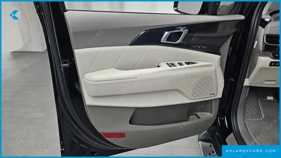 KIA CARNIVAL HEV 9SEATER SIGNATURE