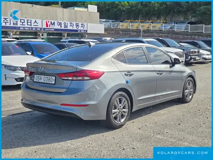 HYUNDAI ELANTRA (AVANTE) 1.6 GDI SMART
