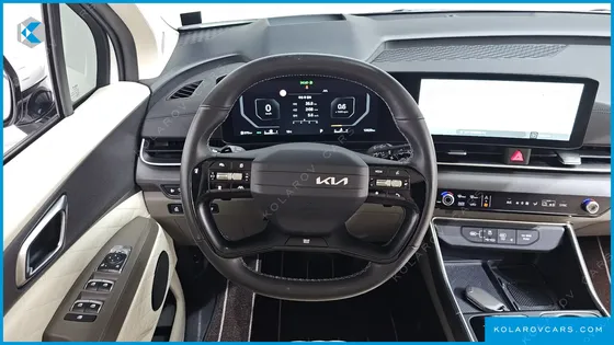 KIA CARNIVAL GASOLINE 4-SEATER HI LIMOUSINE (SPECIAL)