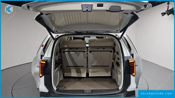 KIA CARNIVAL GASOLINE 4-SEATER HI LIMOUSINE (SPECIAL)