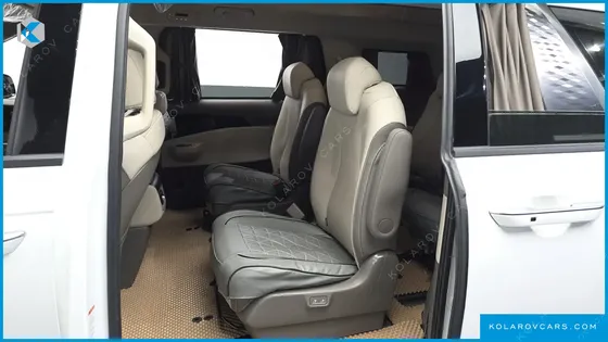 KIA CARNIVAL HEV 9-SEATER HI-LIMOUSINE