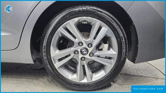 HYUNDAI ELANTRA (AVANTE) 1.6 GDI VALUE PLUS
