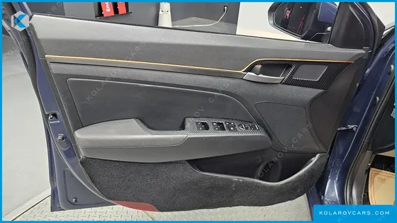 HYUNDAI ELANTRA (AVANTE) 1.6 GDI SMART