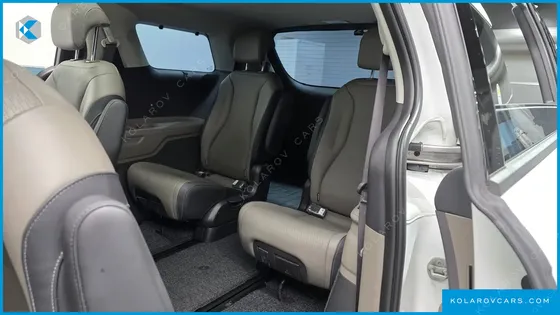 KIA CARNIVAL DIESEL 9-SEATER NOBLESSE