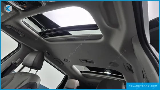 KIA CARNIVAL DIESEL 9-SEATER NOBLESSE