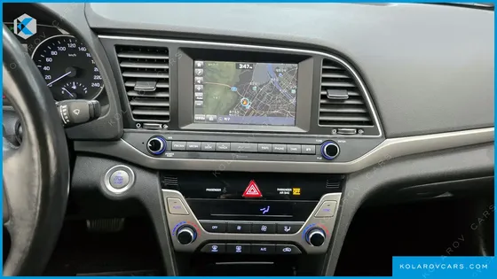 HYUNDAI ELANTRA (AVANTE) 1.6 GDI SMART