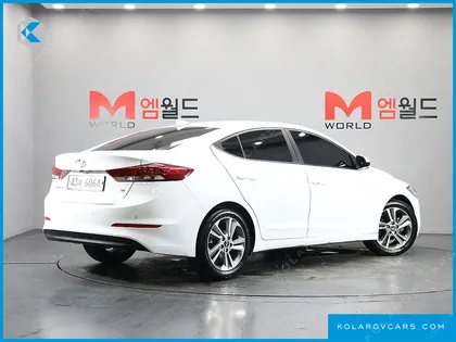 HYUNDAI ELANTRA (AVANTE) 1.6 GDI SMART