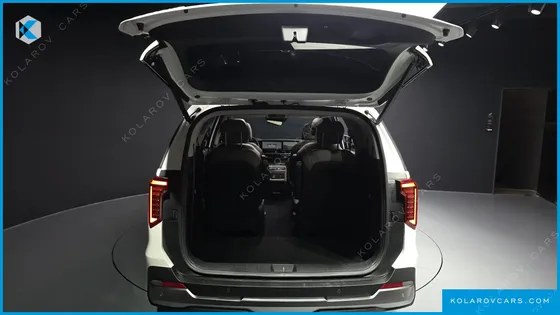 KIA CARNIVAL HEV 9SEATER SIGNATURE