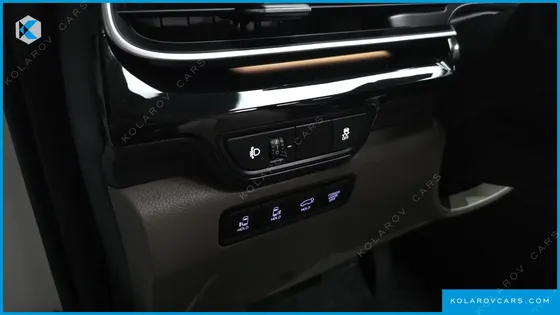 KIA CARNIVAL HEV 9SEATER SIGNATURE