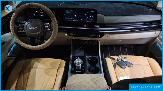 KIA CARNIVAL DIESEL 9-SEATER HI LIMOUSINE (SPECIAL VEHICLE)