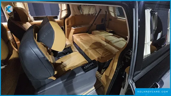 KIA CARNIVAL DIESEL 9-SEATER HI LIMOUSINE (SPECIAL VEHICLE)