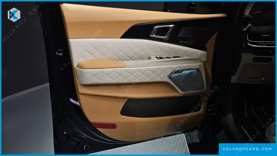 KIA CARNIVAL DIESEL 9-SEATER HI LIMOUSINE (SPECIAL VEHICLE)