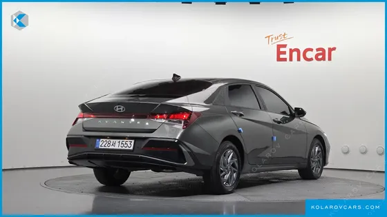 HYUNDAI ELANTRA (AVANTE) 1.6