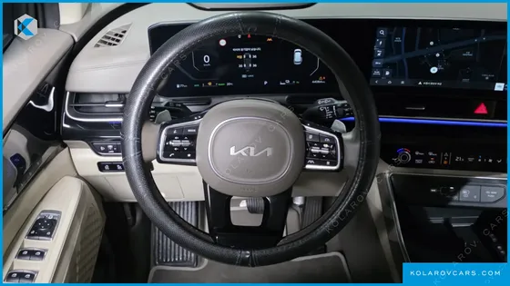 KIA CARNIVAL HEV 4-SEATER HI LIMOUSINE