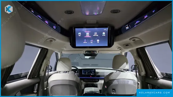 KIA CARNIVAL HEV 4-SEATER HI LIMOUSINE