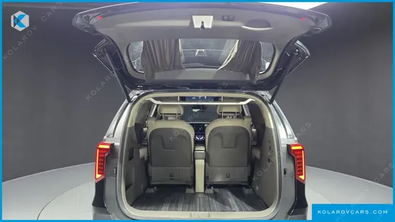 KIA CARNIVAL HEV 4-SEATER HI LIMOUSINE
