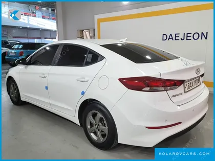 HYUNDAI ELANTRA (AVANTE) 1.6 GDI SMART