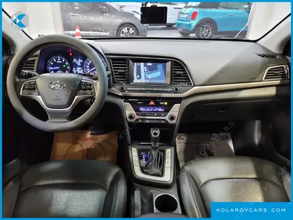 HYUNDAI ELANTRA (AVANTE) 1.6 GDI SMART