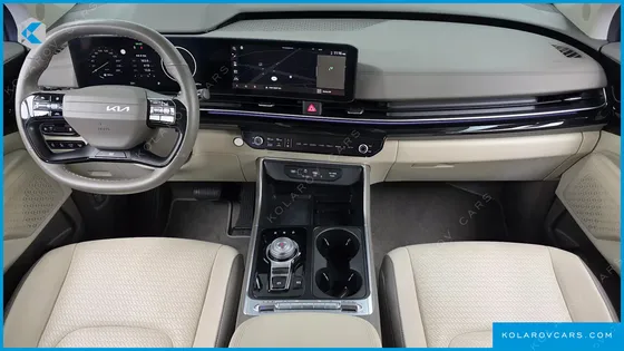 KIA CARNIVAL DIESEL 9-SEATER SIGNATURE
