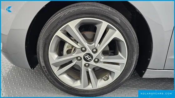 HYUNDAI ELANTRA (AVANTE) 1.6 GDI VALUE PLUS
