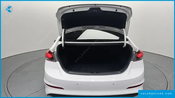 HYUNDAI ELANTRA (AVANTE) 1.6 GDI VALUE PLUS