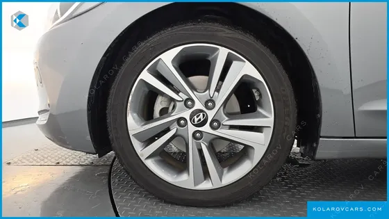 HYUNDAI ELANTRA (AVANTE) 1.6 GDI VALUE PLUS