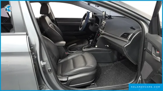 HYUNDAI ELANTRA (AVANTE) 1.6 GDI VALUE PLUS