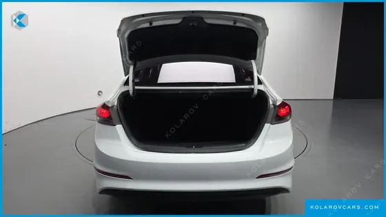 HYUNDAI ELANTRA (AVANTE) 1.6 GDI VALUE PLUS