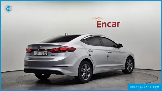 HYUNDAI ELANTRA (AVANTE) 1.6 E-VGT SMART