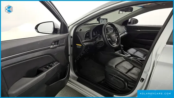 HYUNDAI ELANTRA (AVANTE) 1.6 E-VGT SMART