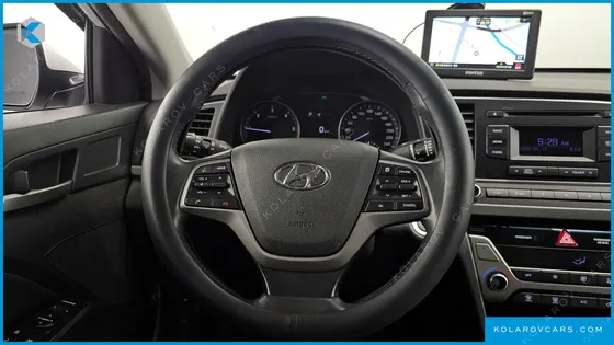 HYUNDAI ELANTRA (AVANTE) 1.6 E-VGT SMART