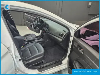 HYUNDAI ELANTRA (AVANTE) 1.6 GDI SMART
