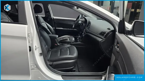 HYUNDAI ELANTRA (AVANTE) 1.6 GDI MODERN
