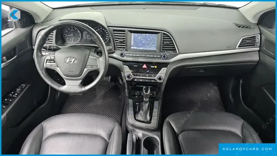 HYUNDAI ELANTRA (AVANTE) 1.6 GDI SMART