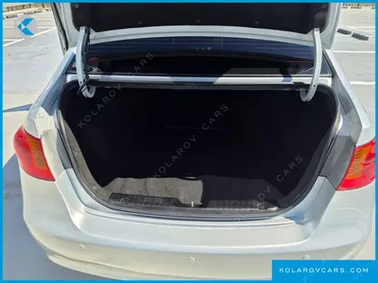 HYUNDAI ELANTRA (AVANTE) 1.6 VVT E16