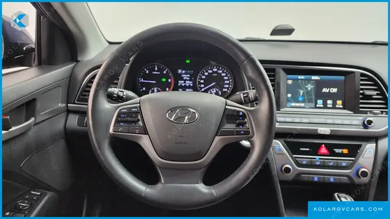 HYUNDAI ELANTRA (AVANTE) 1.6 E-VGT SMART