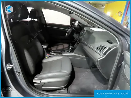 HYUNDAI ELANTRA (AVANTE) 1.6 GDI VALUE PLUS