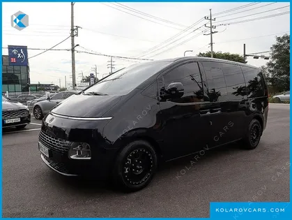 HYUNDAI STARIA CARGO 3-SEATER