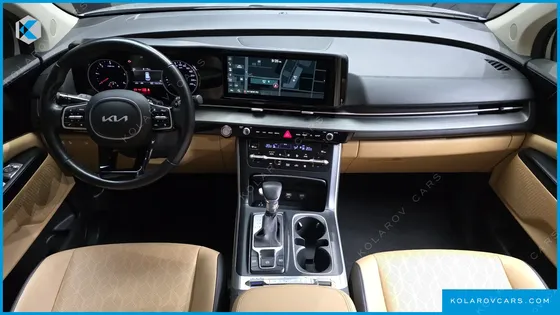 KIA CARNIVAL DIESEL 9-SEATER PRESTIGE