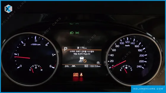 KIA CARNIVAL DIESEL 9-SEATER PRESTIGE