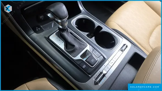 KIA CARNIVAL DIESEL 9-SEATER PRESTIGE