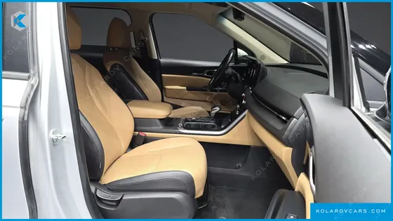 KIA CARNIVAL DIESEL 9-SEATER PRESTIGE