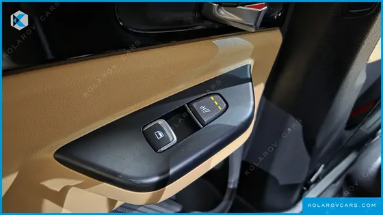 KIA CARNIVAL DIESEL 9-SEATER PRESTIGE
