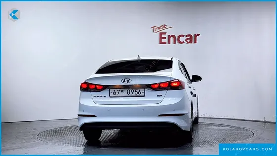 HYUNDAI ELANTRA (AVANTE) 1.6 GDI SMART