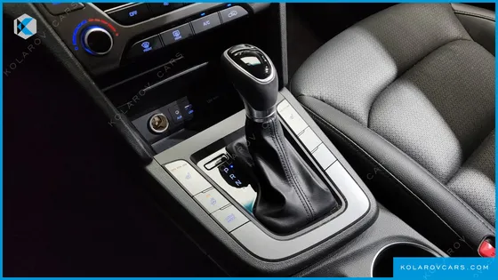 HYUNDAI ELANTRA (AVANTE) 1.6 GDI SMART