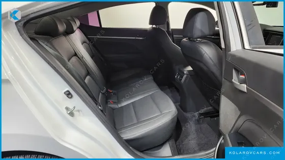 HYUNDAI ELANTRA (AVANTE) 1.6 GDI SMART