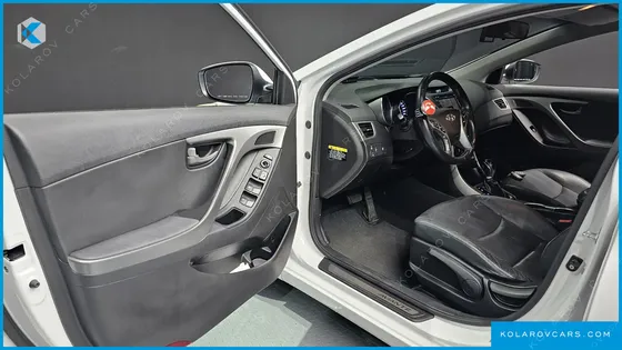 HYUNDAI ELANTRA (AVANTE) 1.6 GDI MODERN