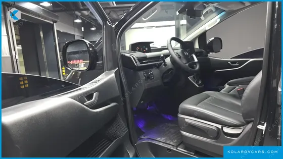 HYUNDAI STARIA L3.5 CARGO 3-SEATER