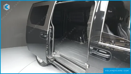 HYUNDAI STARIA CARGO 3-SEATER